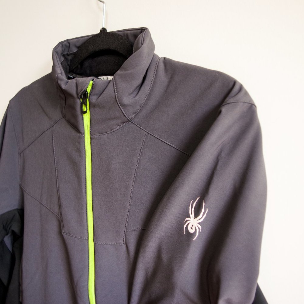 Men’s Spyder Ascender Jacket in Ebony NWT